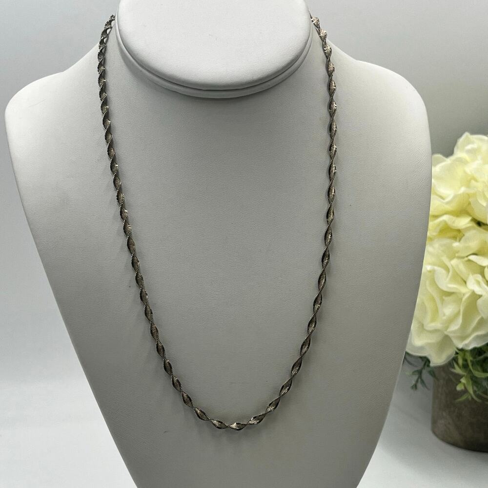 SA Vintage Sterling Silver Black
Rhodium Etched Twisted Spiral Diamond Cut Chain
